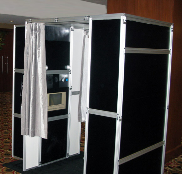 Vintage PhotoBooth enclosure from Rock Out Entertainment